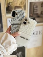قاب گوشی White Christian Dior دور لنز نگین - تصویر 2